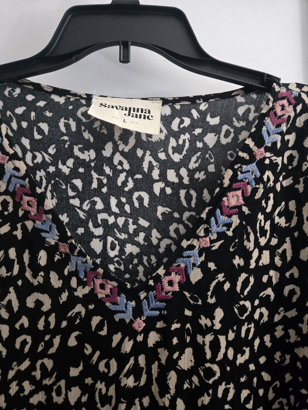 Anthropologie Black and Cream Leopard V-Neck Peasant Top with Embroidered Trim - Picture 4 of 5